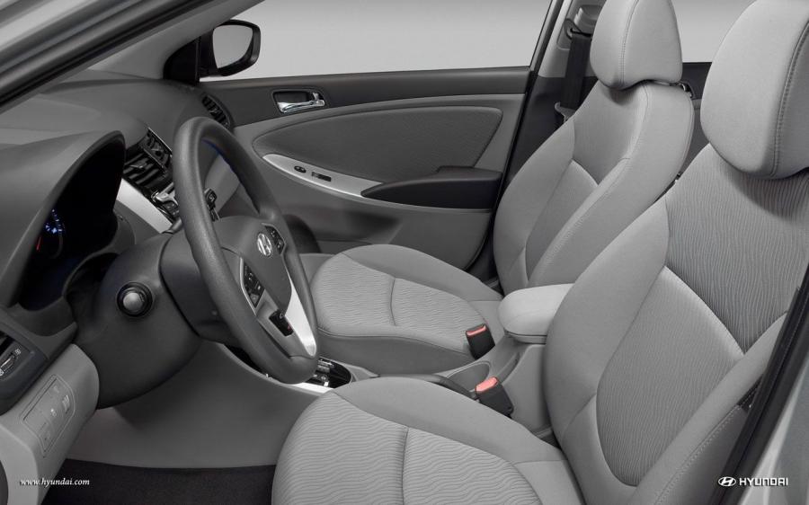  Hyundai Accent 2013 года  (фото 21 из 52)